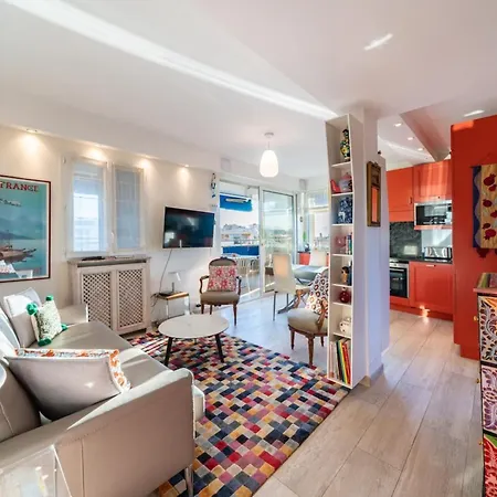 アパート Floor 2 Bedroom Near The Croisette カンヌ
