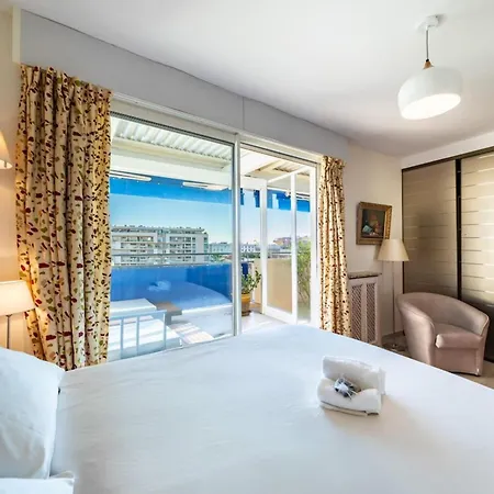 Floor 2 Bedroom Near The Croisette
